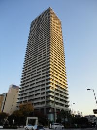 ウェリス上本町ローレルタワー