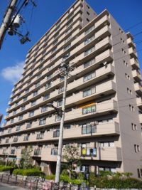 ファミール城東関目